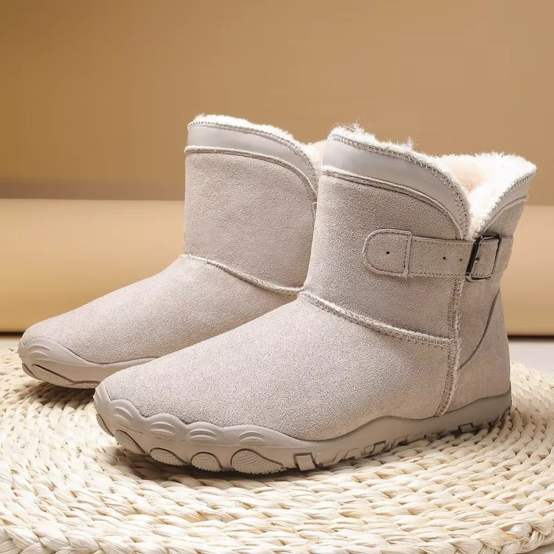 Ankle Boots Women Choose for Winter Comfort (12)