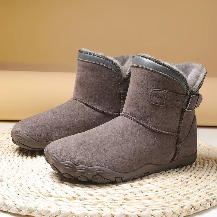 Ankle Boots Women Choose for Winter Comfort (13)