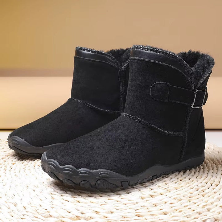 Ankle Boots Women Choose for Winter Comfort (17)