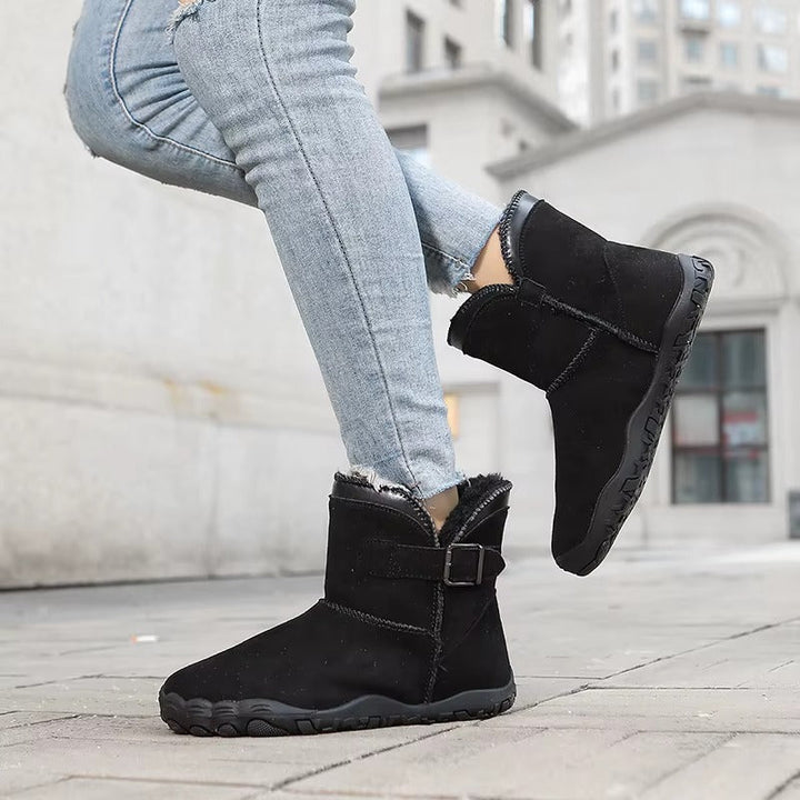 Ankle Boots Women Choose for Winter Comfort (7)