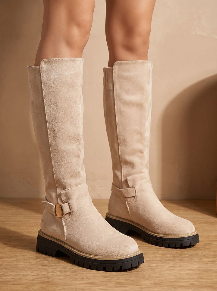Black Knee High Boots for Casual Professional Wear (12)