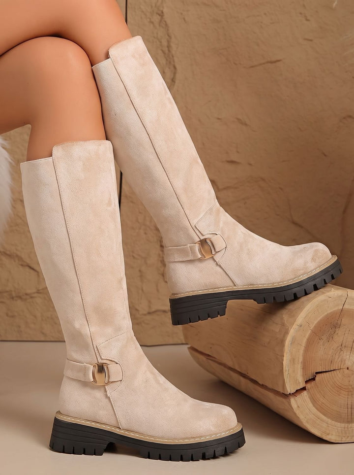 Black Knee High Boots for Casual Professional Wear (3)