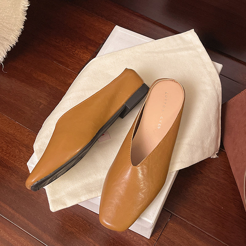 Lightweight Women's Ballet Flats in Vegan Leather in Brown