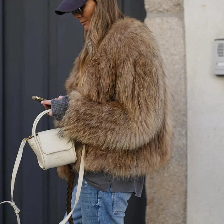 Oversized Faux Fur Women's Coat (4)