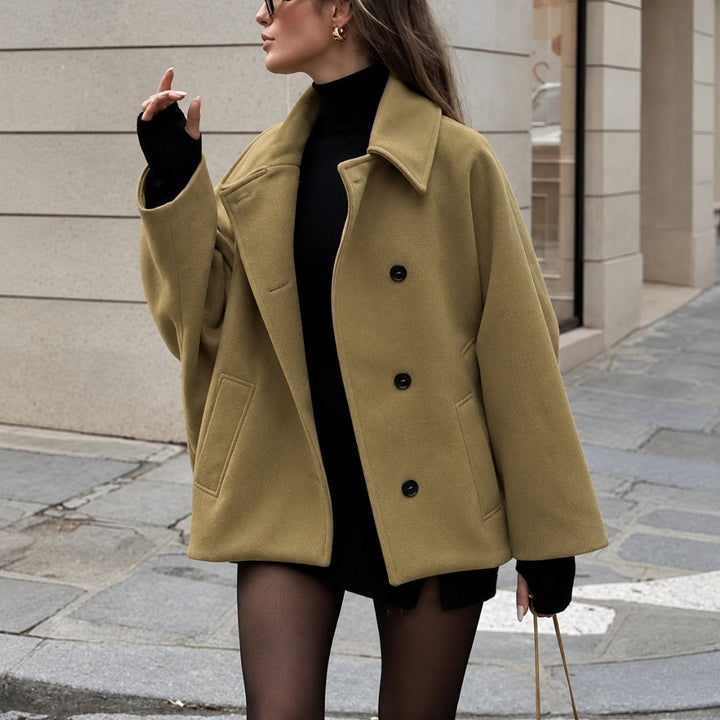 Oversized Women's Trench Coat for Autumn Layering (2)