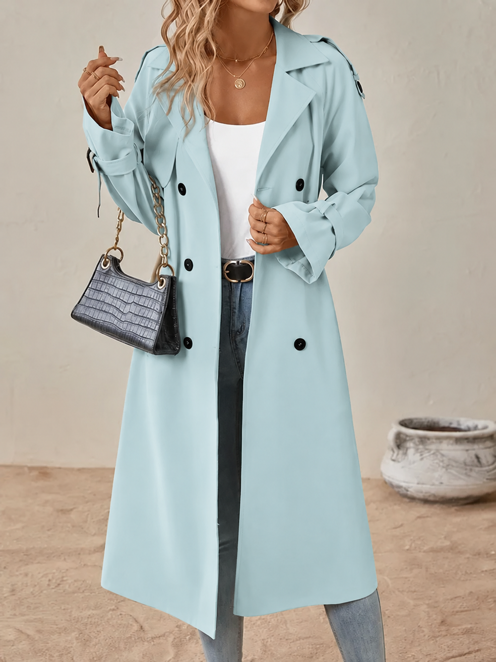 Tailored Women's Trench Coat for Professional Commute (2)