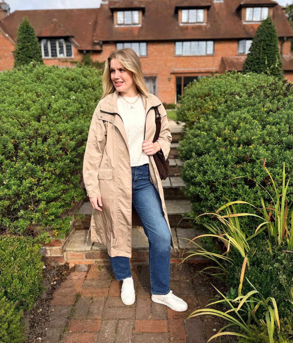 Women's Trench Coat in Beige for Windy Days in Beige 5