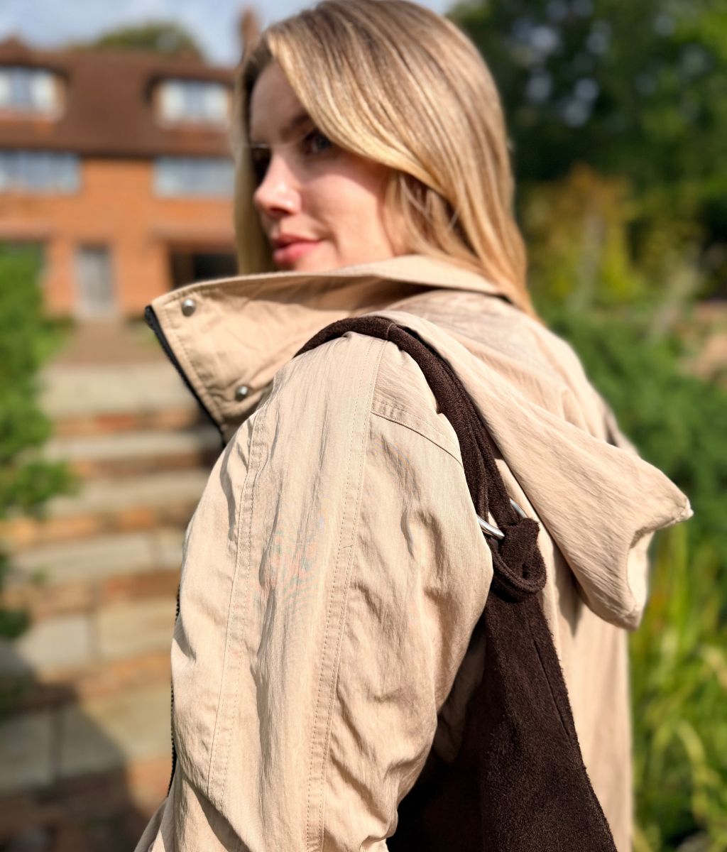 Women's Trench Coat in Beige for Windy Days in Beige 8